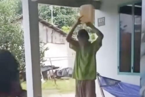 Điều tra vụ người đàn ông tưới xăng tự thiêu, xuất hiện đoạn clip ghi cảnh giằng co