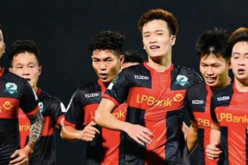 V-League 2025 - 2026: 'Tân binh' Ninh Bình tiếp tục dẫn đầu bảng xếp hạng