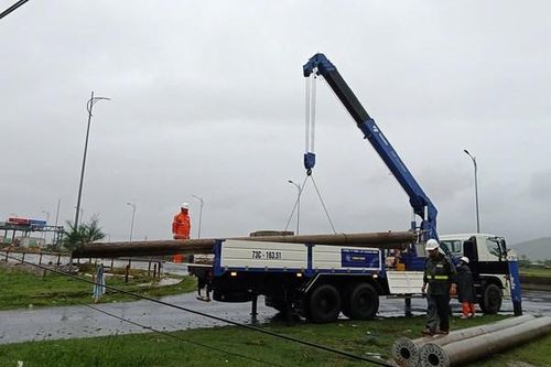 EVN chỉ đạo khẩn khắc phục sự cố lưới điện do bão số 10 và hoàn lưu sau bão