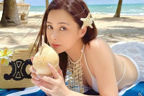 Nữ diễn viên sụp đổ hình tượng 'ngọc nữ màn ảnh' sau 1 đêm vì lộ ảnh riêng tư