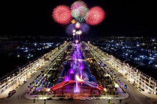 Ninh Bình chính thức khánh thành Công trình Trục lễ hội và Quảng trường Thời Đại