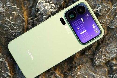 Xiaomi 17 Pro 'vay mượn' iPhone từ cái tên đến thiết kế?