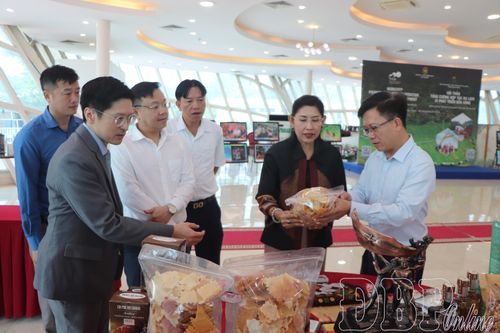 Tăng cường hợp tác du lịch vì phát triển kinh tế bền vững