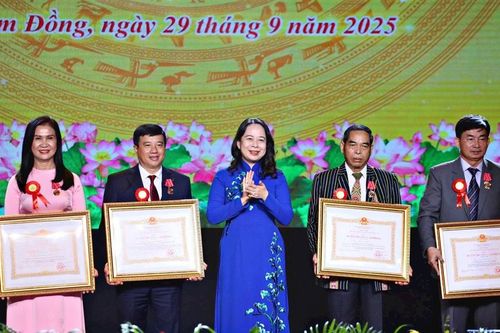 Tôn vinh 35 tập thể, cá nhân tiêu biểu tại Đại hội Thi đua yêu nước tỉnh Lâm Đồng