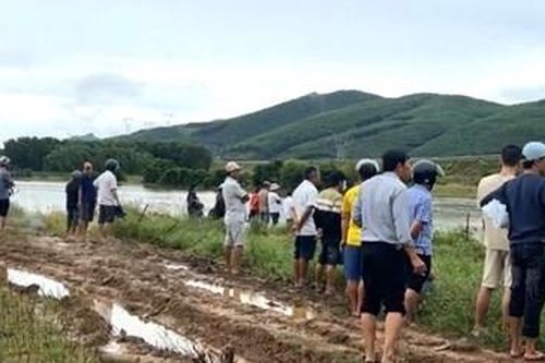 Một thanh niên mất tích khi câu cá tại hồ nước