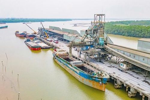 Siết quản lý an toàn tại hơn 6.200 bến thủy nội địa trên cả nước