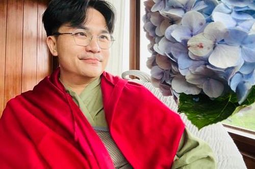 Đại Nghĩa ngã trật khớp vai khi đang diễn: Sức khỏe giờ ra sao?