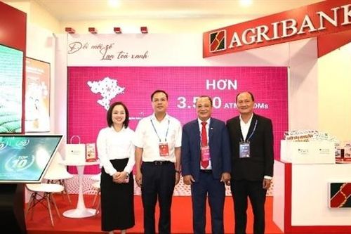 Agribank tiếp tục khẳng định vị thế tiên phong trong kỷ nguyên số tại Diễn đàn Ngân hàng Bán lẻ Việt Nam 2025