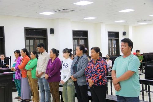 Băng nhóm lừa bán 47 phụ nữ sang Trung Quốc làm vợ bị phạt 113 năm tù