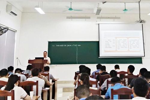 Trường Chính trị Hoàng Đình Giong học và làm theo Bác