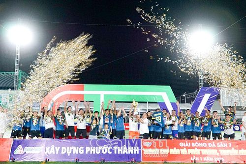 Giải bóng đá Sân 7 tranh Cúp Báo và Phát thanh, Truyền hình Cà Mau thành công rực rỡ