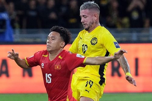 Bê bối nhập tịch cầu thủ Malaysia: Bộ trưởng nói 'một số bên đố kỵ'