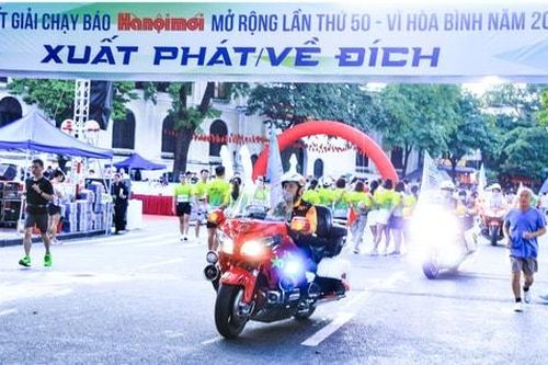 CLB Mô tô Thể thao Hà Nội – Người bạn đồng hành chung thủy của Giải chạy Báo Hànôịmới
