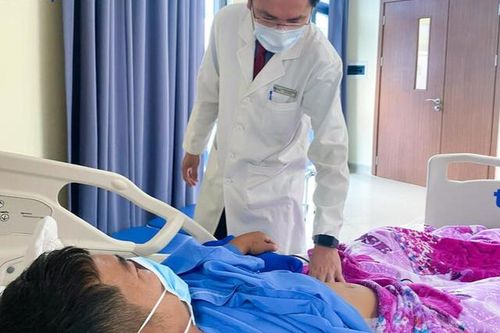 2 cậu cháu cùng cắt thận do ung thư: Có dấu hiệu này cần khám ngay và điều trị triệt căn ung thư sớm