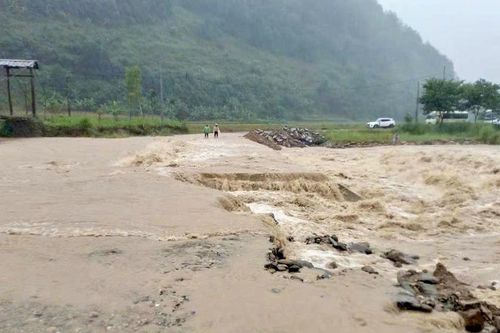 Sơn La: Mưa lũ làm 2 người chết và mất tích