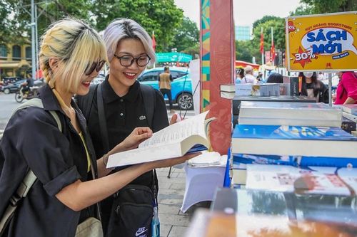 Nhiều hoạt động kỷ niệm 73 năm ngành Xuất bản, In và Phát hành