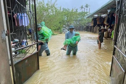 Lũ sông Tích, sông Bùi vượt báo động II, 16 xã, phường nguy cơ ngập lụt
