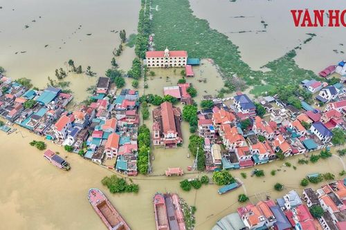 Ninh Bình: Nước lũ chia cắt nhiều khu dân cư và tuyến đường quan trọng