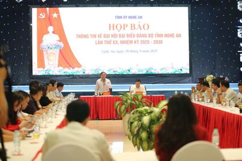Đại hội Đảng bộ tỉnh Nghệ An lần thứ XX: Không tổ chức văn nghệ, hoa chào mừng