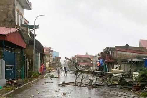 Chuyên gia lý giải hiện tượng lốc xoáy trong Bão số 10 và khuyến cáo cách phòng tránh dông lốc