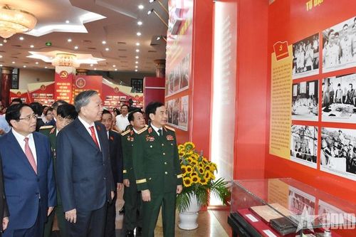 Tổng Bí thư Tô Lâm, Bí thư Quân ủy Trung ương dự, chỉ đạo Đại hội đại biểu Đảng bộ Quân đội lần thứ XII
