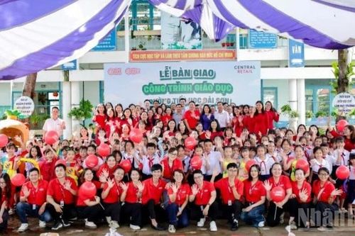 Bàn giao công trình giáo dục trị giá hơn 2,3 tỷ đồng cho Trường tiểu học Đài Sơn (Khánh Hòa)