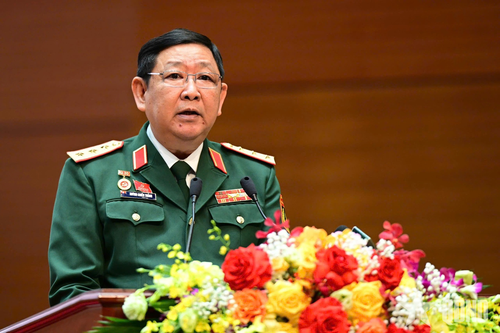 Thực hiện tốt chức năng tham mưu chiến lược với Đảng, Nhà nước về quân sự, quốc phòng