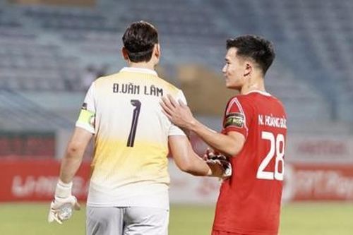 Hoàng Đức đề cử Văn Lâm trở lại đội tuyển Việt Nam