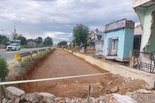 Tiến độ vẫn ì ạch