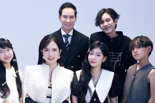Gia đình Lý Hải – Minh Hà khoe bộ ảnh gia đình đẹp chuẩn điện ảnh