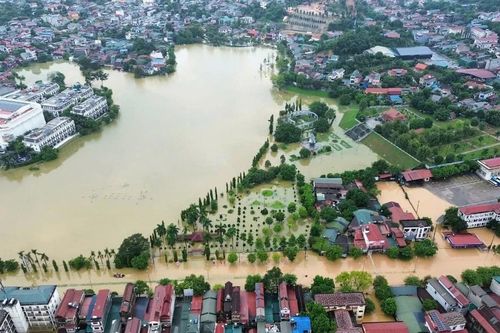 Xót xa nhà cửa của người dân bị nước lũ nhấn chìm ở Lào Cai