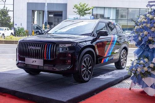 Jaecoo J7 AWD Individual chưa ra mắt, khách Việt đã 'ngóng' giá