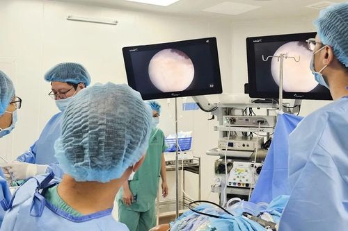 'Keo tự thân' giúp bệnh nhân thoái hóa khớp thoát khỏi cơn đau kéo dài