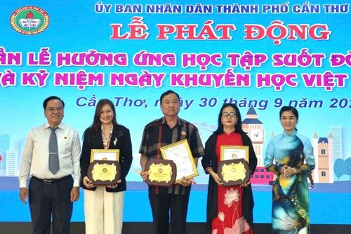 Trao học bổng gần 6 tỷ đồng cho học sinh, sinh viên Cần Thơ