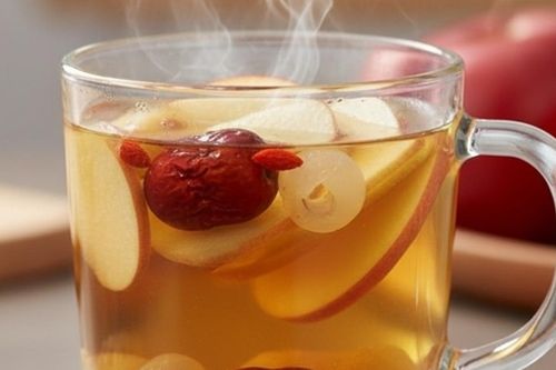 Công thức pha trà táo giúp bổ sung nhiều dinh dưỡng, có lợi cho vóc dáng, làn da