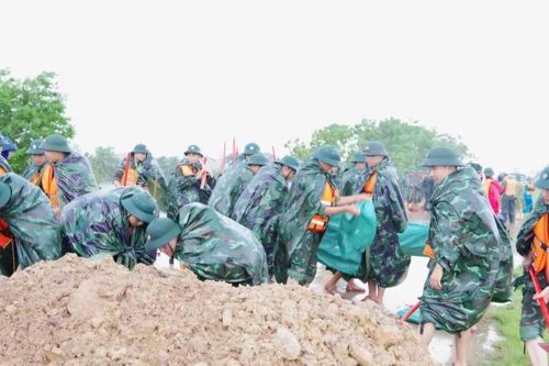 Thanh Hóa ảnh hưởng từ hoàn lưu bão số 10 (Bualoi), nguy cơ ngập lụt, sạt lở đất tại nhiều địa phương