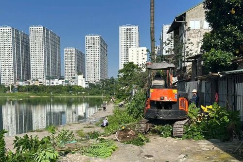 Hà Nội xử lý loạt nhà tôn lấn chiếm quanh khu chung cư cao cấp
