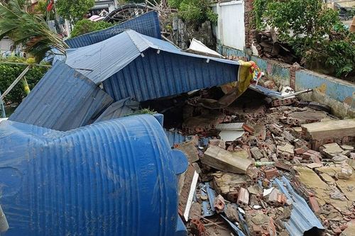 Trường mầm non, trụ sở xã ở Hải Phòng tan hoang sau bão số 10