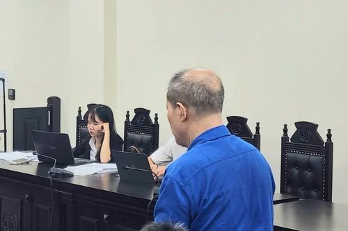 Người đàn ông có nhân tình, bơm thuốc trừ sâu vào sữa đầu độc vợ