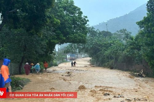Mưa bão gây ngập úng, sạt lở tại 95 điểm giao thông ở Phú Thọ