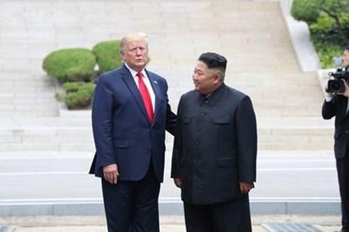 Hàn Quốc không loại trừ cuộc gặp thượng đỉnh Mỹ- Triều Tiên trong khuôn khổ APEC