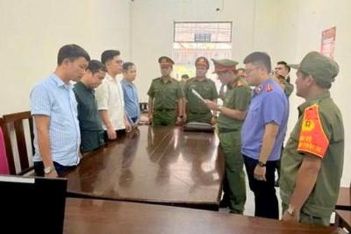 Phê chuẩn khởi tố 4 bị can trong vụ 'thổi' giá mỏ cát lên 306 lần