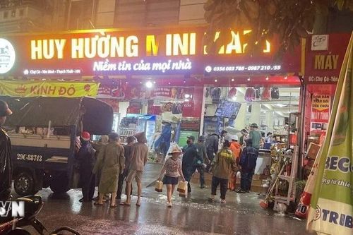 Hà Nội khẩn trương di dời 5 hộ dân bị sạt lở tại xã Yên Xuân