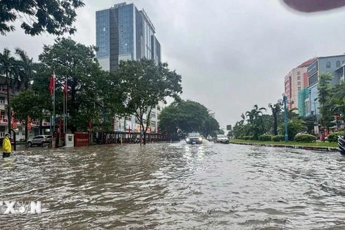 Hà Nội mưa lớn, lệnh báo động lũ sông Tích, sông Bùi