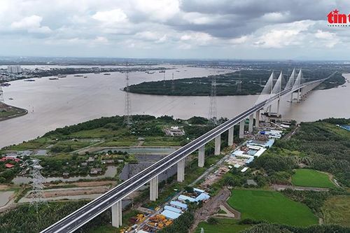 Cao tốc Bến Lức - Long Thành tăng tốc, chờ nối liền vùng kinh tế trọng điểm