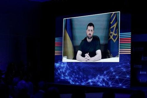 Tổng thống Zelenskiy đề xuất thành lập hàng rào phòng không chung với các đồng minh