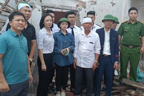 Ninh Bình: Chia sẻ, hỗ trợ hội viên phụ nữ sau bão số 10
