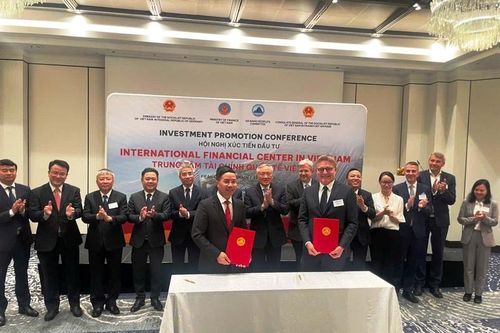 Đà Nẵng ký kết hợp tác về trung tâm tài chính với doanh nghiệp Đức