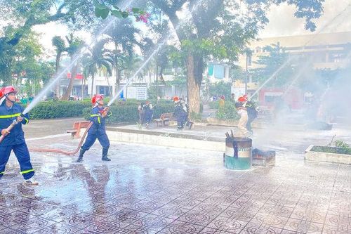 Thực tập phương án chữa cháy và cứu nạn, cứu hộ tại Trung tâm Y tế Tri Tôn