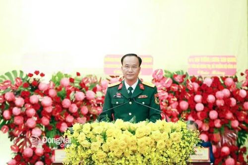 Xây dựng thế trận quốc phòng toàn dân gắn với thế trận an ninh nhân dân, bảo vệ vững chắc chủ quyền biên giới quốc gia